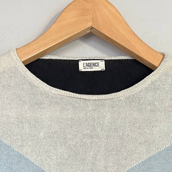 L'agence Black Cashmere Wooln Pullover Sweater Size XS Blue Gray Chevron Stripes - Picture 10 of 12